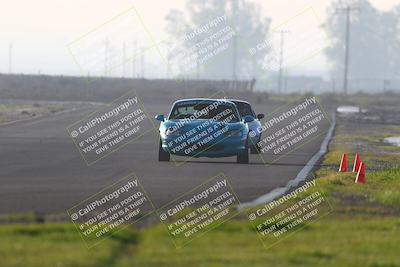 media/Jan-18-2026-CalClub SCCA (Sun) [[8bc6468723]]/Group 7 Race/Turn 1/